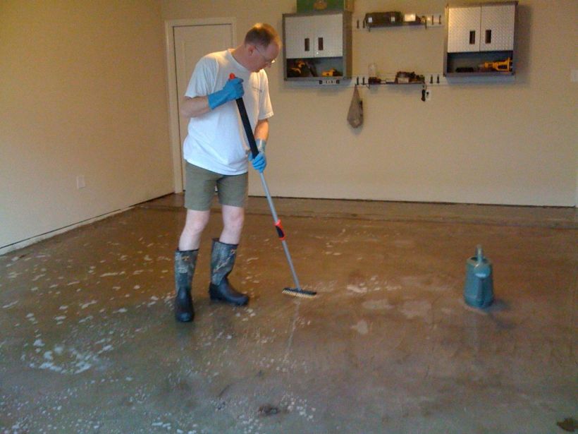 The Low Cost Secret To Cleaning Your Concrete Garage Floor
